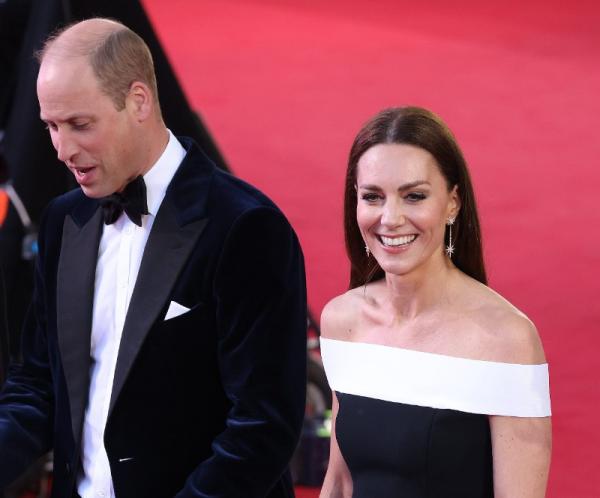 Kate Middleton dan Pangeran William Hadiri Karpet Merah Pemutaran Film Perdana Top Gun: Maverick