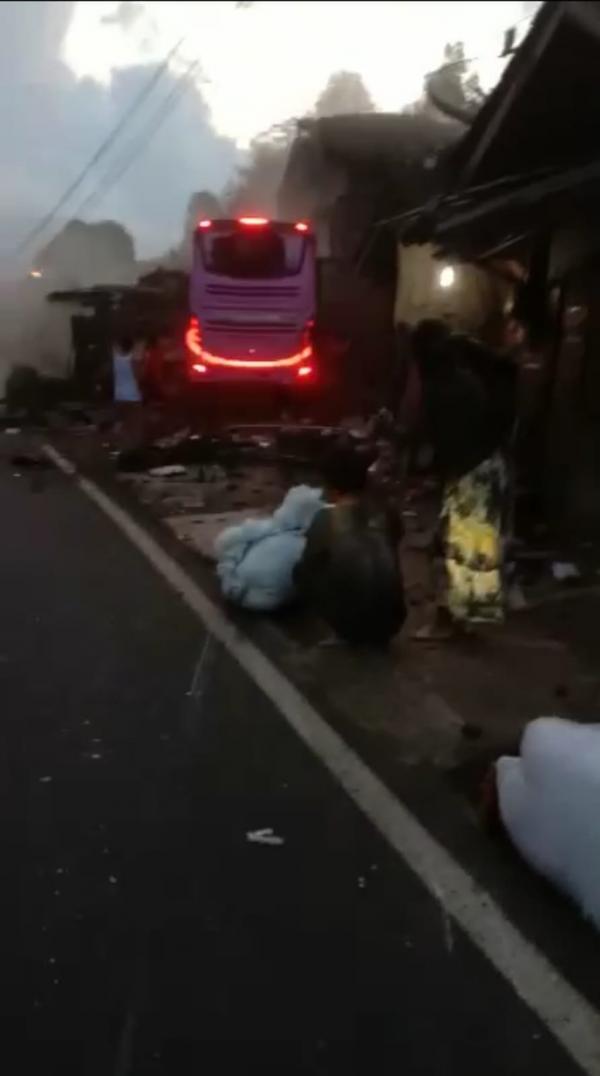 Kecelakaan Bus Pariwisata di Panjalu, Korban Luka-luka Dirawat di Puskesmas Panjalu dan Payungsari