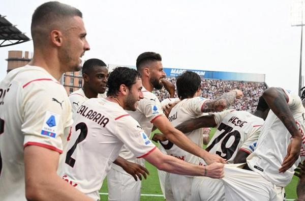 AC Milan Gondol Scudetto 2021/2022, Gebuk Sassuolo 3-0