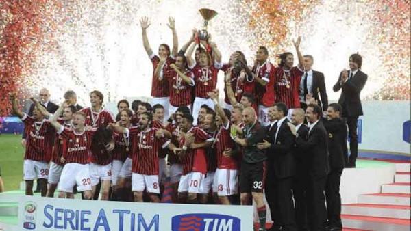 AC Milan Juara Liga Italia 2021/2022