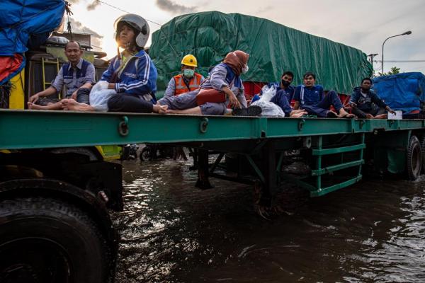 BMKG Prediksi Banjir Rob Terjadi Hingga 25 Mei 2022, Pesisir Jawa Timur Salah Satunya