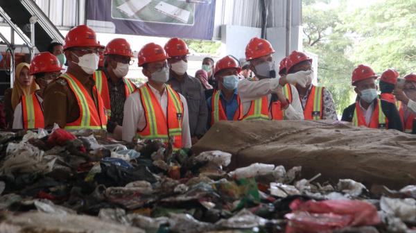 Kota Pontianak dan Kabupaten Sintang Belajar Pengelolaan Sampah di Cilegon