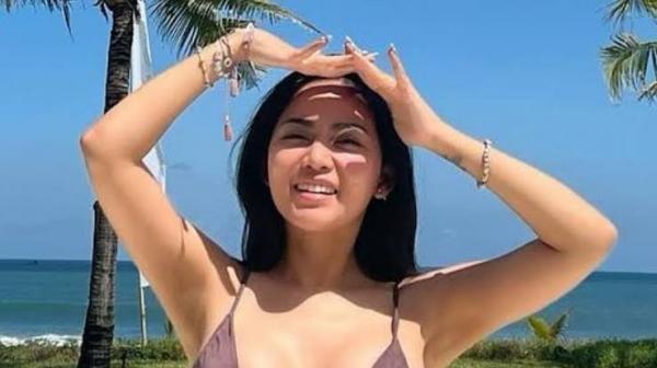 Wow! Rachel Vennya Unggah Foto Berbikini Saat Liburan di Bali