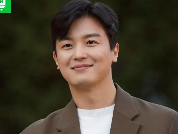 Yeon Woo Jin Diprediksi bakal Bintangi Drama Baru Park Bo Young