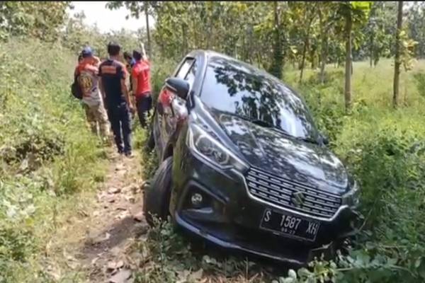 Horor! Ikuti Google Maps, Minibus Pelat S Berisi 3 Penumpang Tersesat di Hutan Belantara Madiun