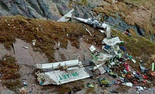Kecelakaan Pesawat Jatuh di Nepal, 20 Orang tewas, 2 Orang Belum Ditemukan.