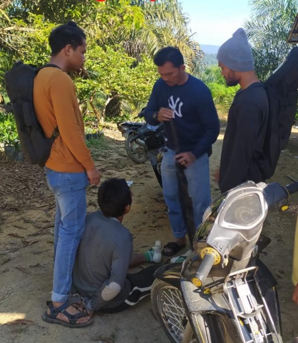 Tenteng Senjata Api, Warga Kampar Ditangkap