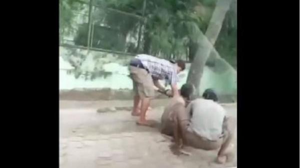 Viral Video 2 Pemuda Rampok Kakek Pengemis di Pinggir Jalan hingga Terluka
