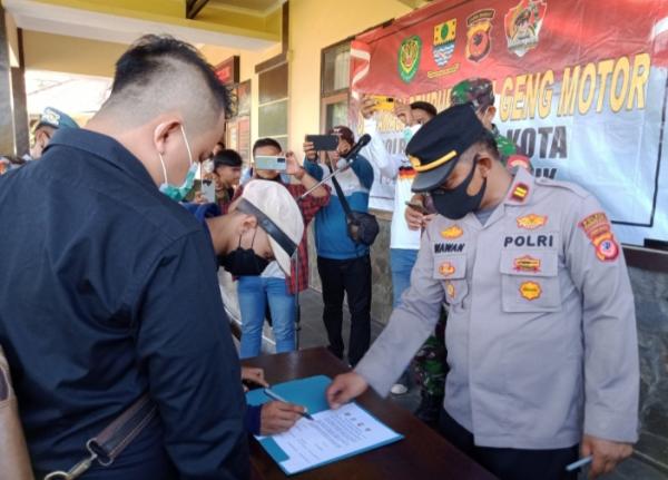 Polisi Bubarkan Keberadaan Geng Motor di Lemahwungkuk Kota Cirebon