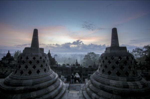 Dibalik Polemik Tiket Masuk Borobudur, Ini Keunikan Penuh Misteri Candi Terbesar di Dunia
