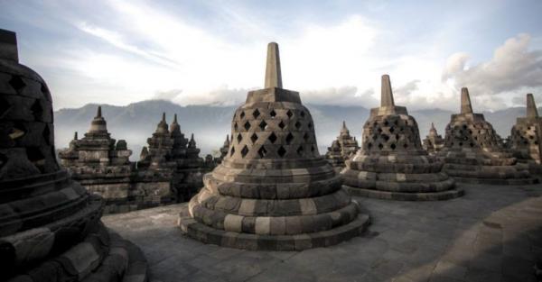 Panggung Senja Indonesia Bertutur, Sensasi Nikmati Musik di Candi Borobudur