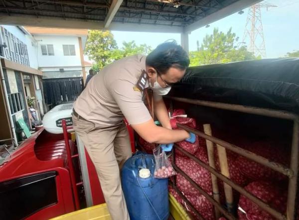 Balai Karantina Kontrol Lalu Lintas Pengiriman Bawang Merah Lewat Pelabuhan Merak Banten