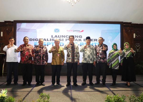 Bayar Pajak Semakin Mudah, Bank Jatim bersama Pemkab Lamongan Luncurkan