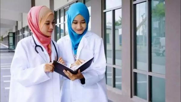 Cek Fakta: Ini Daftar Lengkap Gaji Perawat di Indonesia