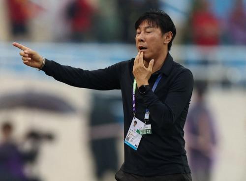 Di PSSI, Iwan Bule Umumkan Nasib Shin Tae-yong Sebagai Pelatih Timnas Indonesi. Netizen Ngamuk
