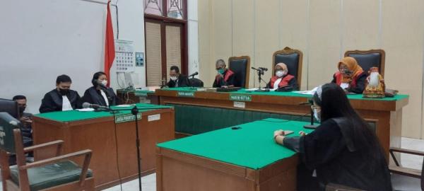 Korupsi Dana BOS, Mantan Kepala SMAN 8 Medan Diganjar 5,5 Tahun Penjara