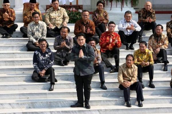 Charta Politika: 63,1% Publik Dukung Jokowi Reshuffle Kabinet 