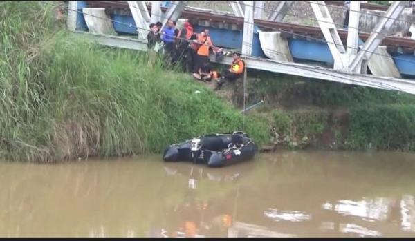 Asik Mancing, Warga Pekalongan Hilang di Sungai, Diduga Tertabrak Kereta