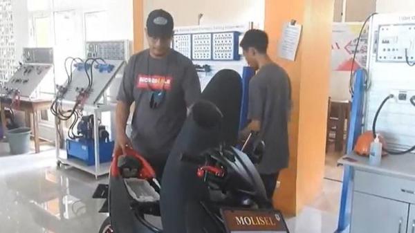 Siswa SMK di Banjarnegara ini Sulap Motor Bekas Jadi Berteknologi Listrik