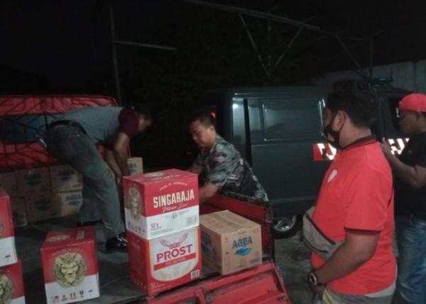 Polisi Sita Ribuan Botol Miras Siap Edar di Mundu Cirebon
