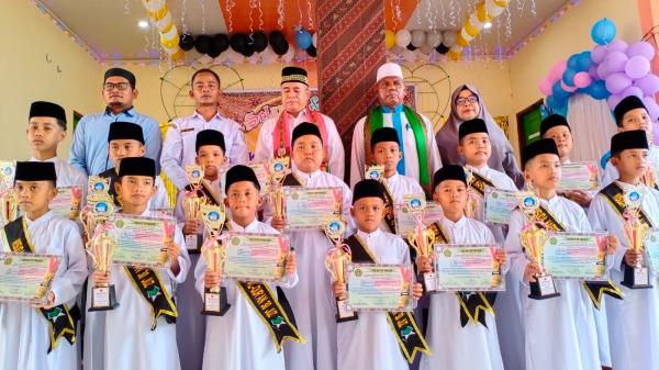 Sekolah Dasar Raudhatul Hasanah Wisudakan 25 Hafizh Alquran