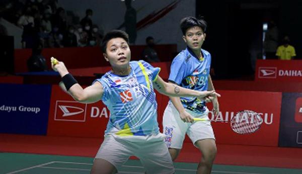 Kalahkan Pasangan China, Apriyani Rahayu/Siti Fadia Lolos ke Perempat Final Indonesia Open 2022