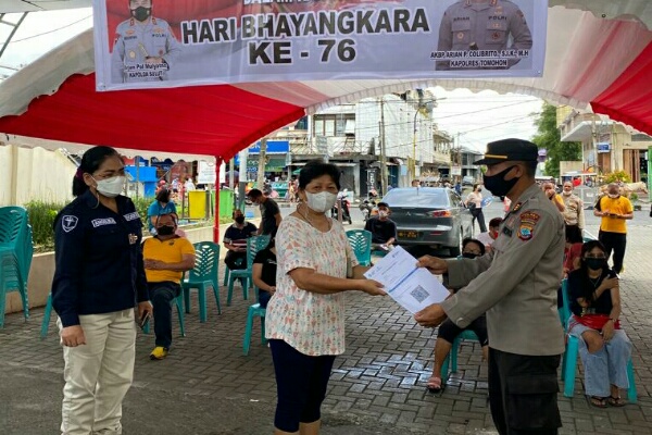 Polres Minsel Gelar Vaksinasi Massal, Ratusan Warga Antusias