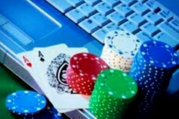 Akibat Judi Online, Pegawai Minimarket di Sampang Curi Uang Perusahaan Rp72 Juta