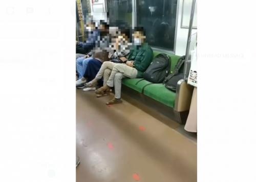 Netizen Serang Video Pria yang Taruh Tas di Bangku Kosong KRL