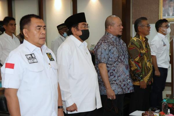 Senator Bustami Dampingi Ketua DPD RI Kunjungi Universitas Andalas Padang
