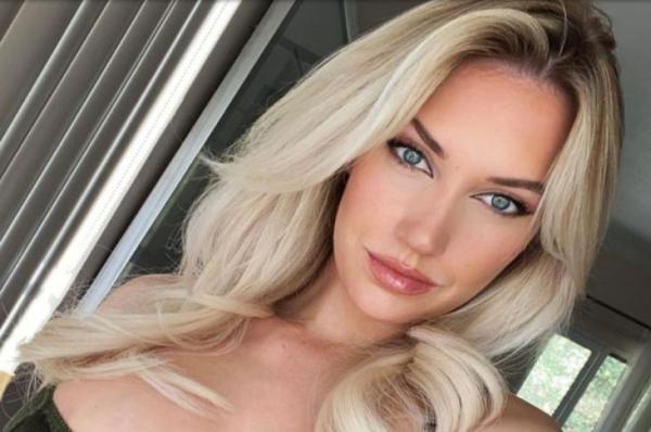 Paige Spiranac, Pegolf Seksi yang Doyan Foto Vulgar Tolak Adegan Ranjang