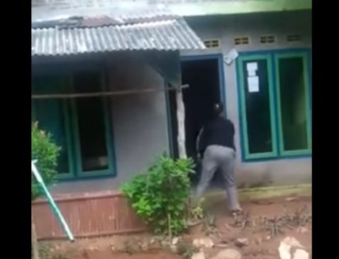 Viral! Video TKW Hancurkan Rumah di Kebumen, Ternyata ini Penyebabnya