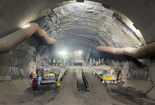 Mega Proyek Kereta Api Cepat Jakarta Bandung Berhasil Tembus Terowongan Sepanjang 1.040 meter