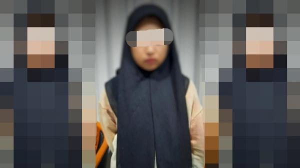 Curi Perhiasan Emas untuk Beli iPhone, Perempuan Cantik Berhijab Ini Dijemput Polisi