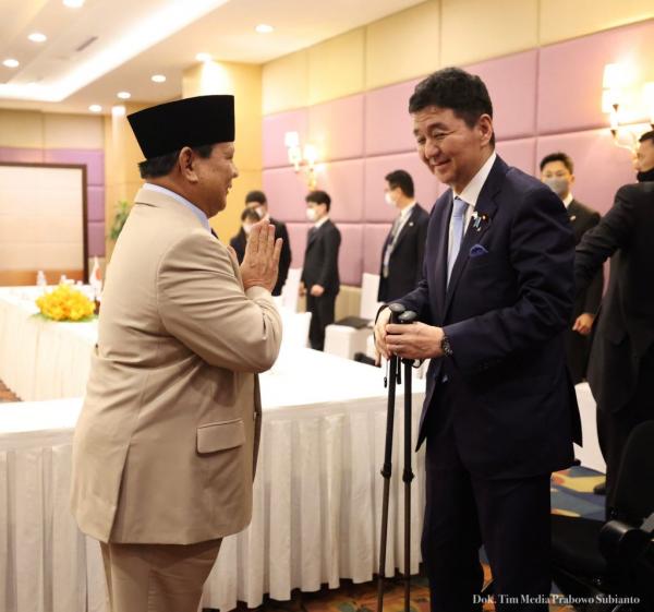 Menhan Prabowo Bertemu Menhan Jepang, Ada Apa?