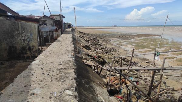 Kerap Dilanda Banjir Rob, Warga Kampung Tanjung Laut Minta Pemda Perbaiki Talud