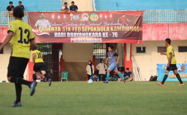 Libas Tribasel FC, Tim Kesebelasan Gisele FC Boyong Juara Turnamen Six Feo Kamtibmas Polres Brebes