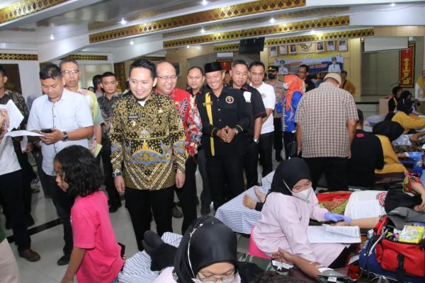 HUT Kabupaten Lampung Utara ke 76, IKS Dan IKAPA Gelar Donor Darah