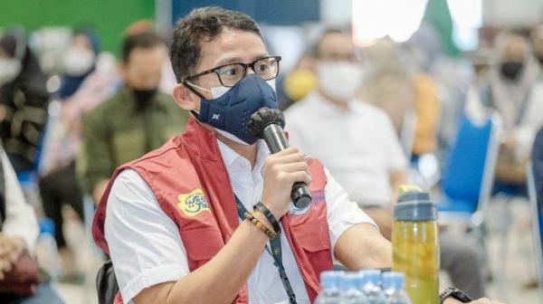 Kunjungi UKM di Cirebon, Sandiaga Uno: Mereka Bisa Meningkatkan Pasar Ekspor