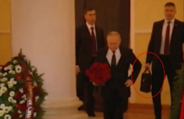 Ajudan Pembawa Koper Nuklir Putin Tewas Tertembak di Rumahnya