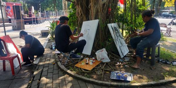 Bulan Bung Karno, Melukis Bersama Puluhan Seniman Lukis Sidoarjo