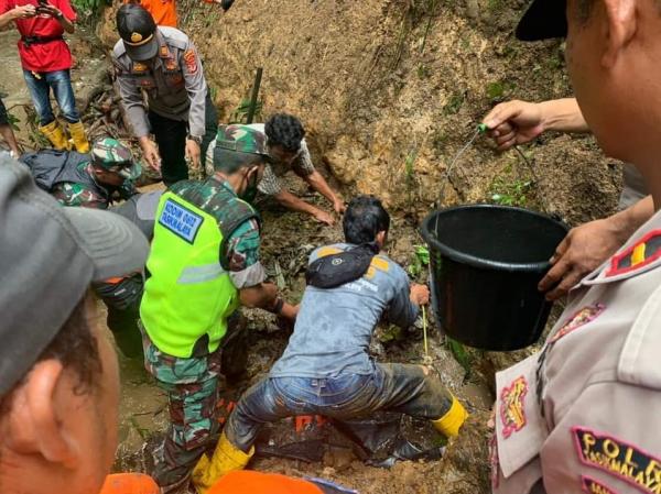 Korban Siti Munawaroh Terkubur Tanah Sedalam Satu Meter, Jenazahnya Tertelungkup dengan Kaki di Atas