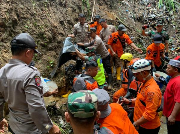 Kronologi Penemuan Jenazah Siti Manawaroh Korban Meninggal Kecelakaan Bus Masuk Jurang di Rajapolah