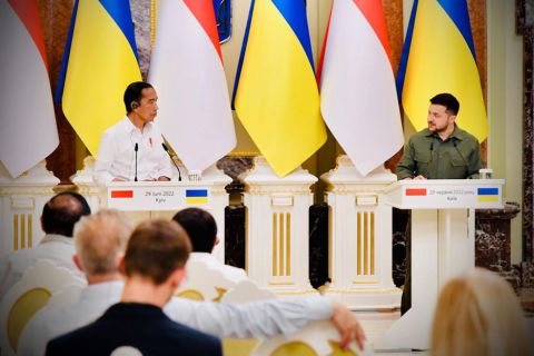 Presiden Ukraina Volodymyr Zelensky Mengapresiasi Kehadiran Presiden Joko Widodo Ke Negaranya