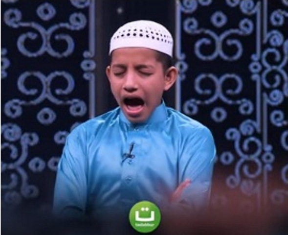 Seorang Anak yang Gagap Berubah Menjadi Lancar dan Merdu Suaranya Ketika Baca Al-Quran
