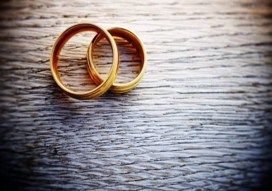 Liat Calon Suami Asik Dimandin Sama Sang Ibu, Perempuan ini Langsung Batalkan Pernikahan H-1