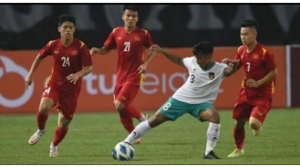 Timnas U-19 Tahan Imbang Timnas Vietnam U-19 di Piala AFF U-19 2022 Scor 0-0
