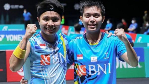 Pebulu Tangkis asal Sultra Apriyani bersama Pasangannya Fadia Juara Malaysia Open 2022