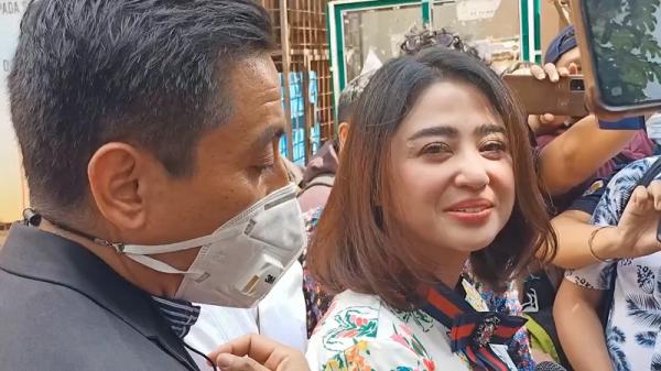 Mediasi Gagal Total, Dewi Perssik Pasrah Tidak Akan Menghadiri Sidang Perceraian Lagi