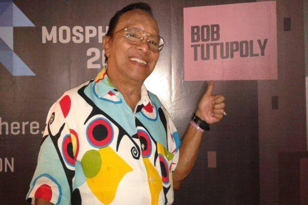 Mengenang Penyanyi Legendaris Bob Tutupoly, Perjuangan dan Dedikasinya untuk Musik Indonesia